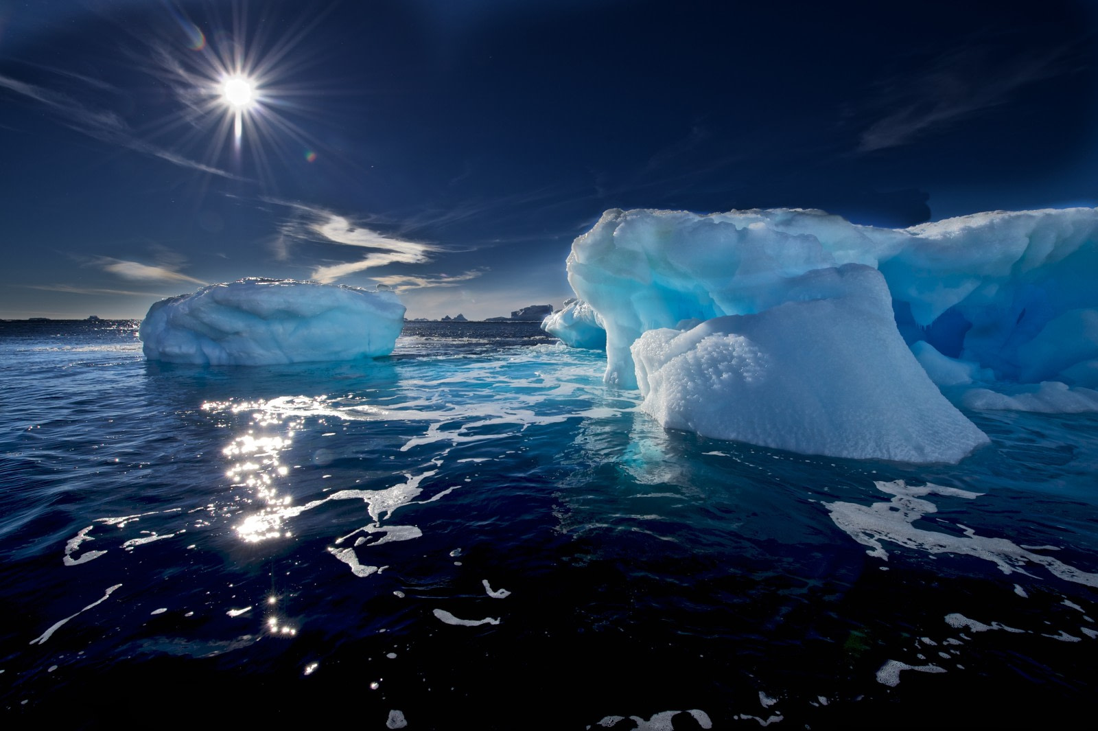 Ανταρκτική: Αποκολλήθηκε τεράστιο παγόβουνο – Είναι 15 φορές μεγαλύτερο από το Παρίσι