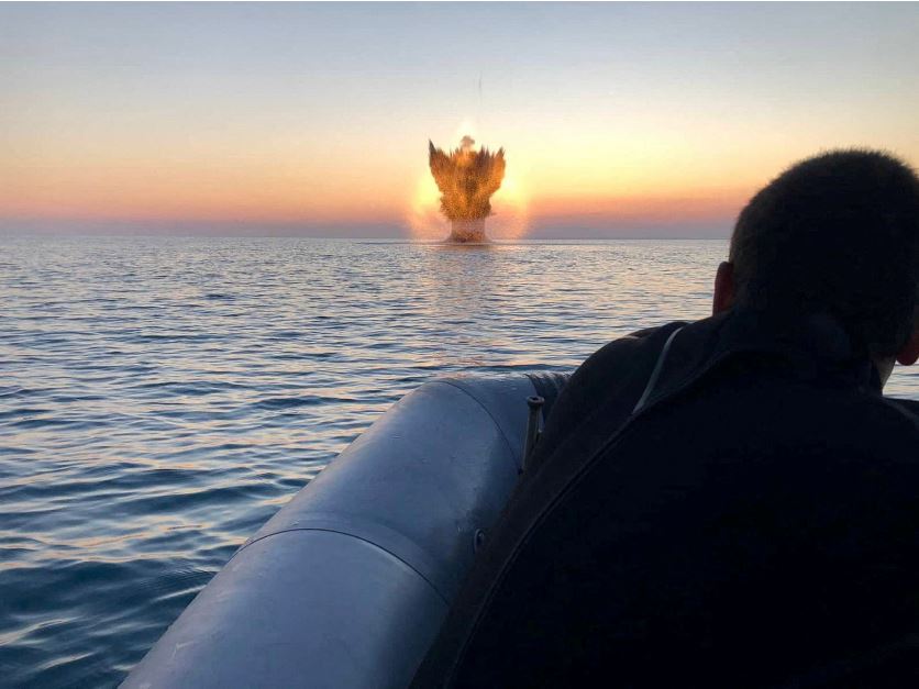 Βουλγαρία: Το Πολεμικό Ναυτικό κατέστρεψε νάρκη θαλάσσης που είχε παρασυρθεί σε ακτή της Μαύρης Θάλασσας