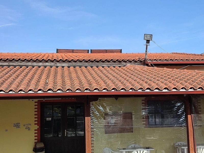 Θεσσαλονίκη- παγκάκια σε ΚΑΠΗ