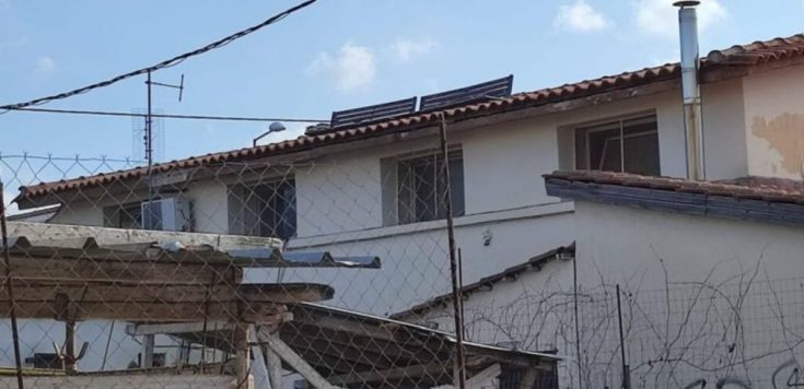 Θεσσαλονίκη - παγκάκια στο ΚΑΠΗ