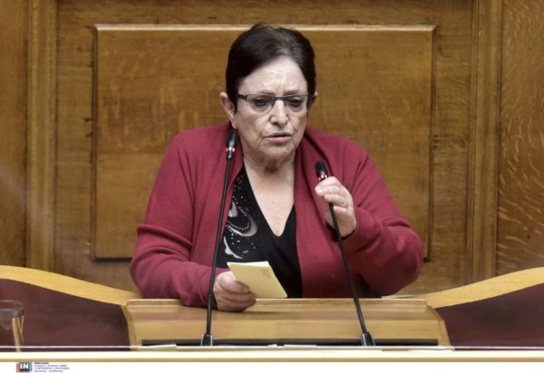 Αλέκα Παπαρήγα