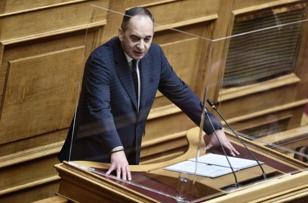 Γιάννης Πλακιωτάκης