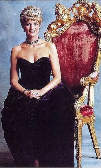 Πριγκίπισσα Νταϊάνα φόρεμα