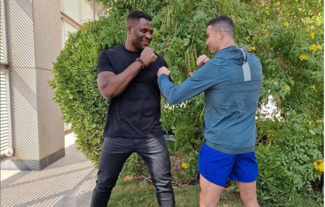 Κριστιάνο Ρονάλντο με βαμμένα νύχια