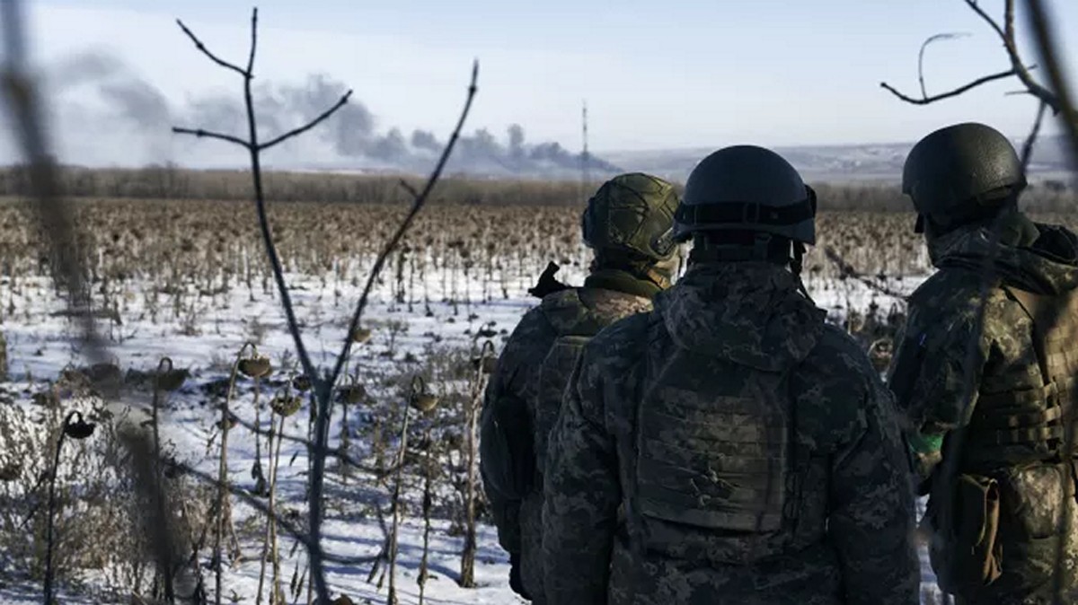 Πόλεμος στην Ουκρανία: Η Ρωσία, διαθέτοντας «αριθμητική υπεροχή», «εντατικοποιεί» τις μάχες στο Ντονέτσκ