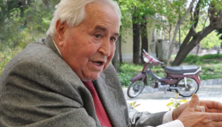 Ο Γιάννης Συγγελάκης