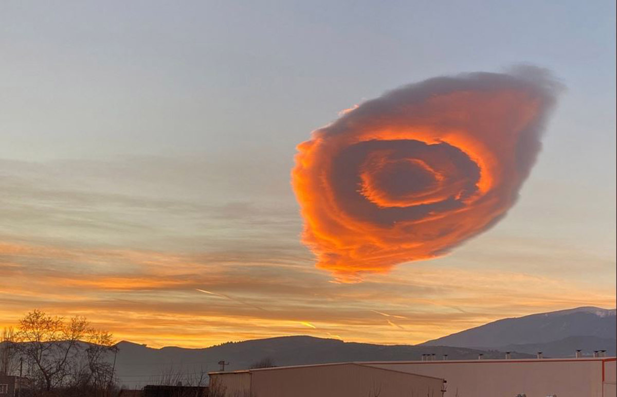 σπάνιο φαινόμενο στην Προύσα της Τουρκίας