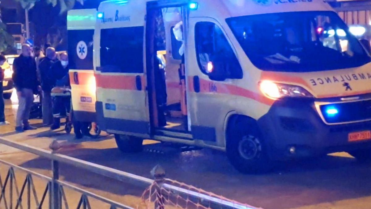 Τροχαίο στο Χαλάνδρι: 86χρονη παρασύρθηκε από μηχανή και τραυματίστηκε θανάσιμα