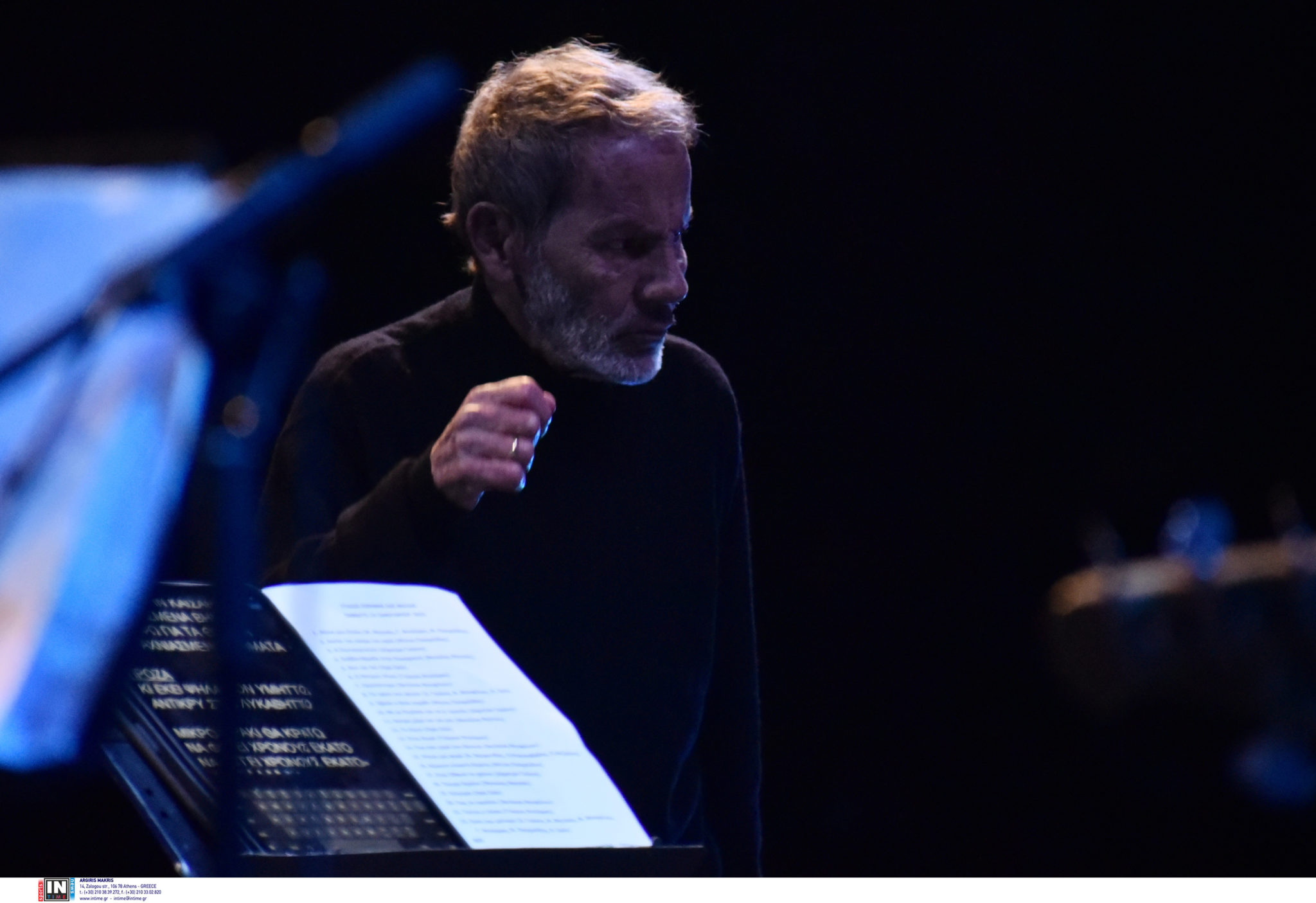 Σταύρος Ξαρχάκος