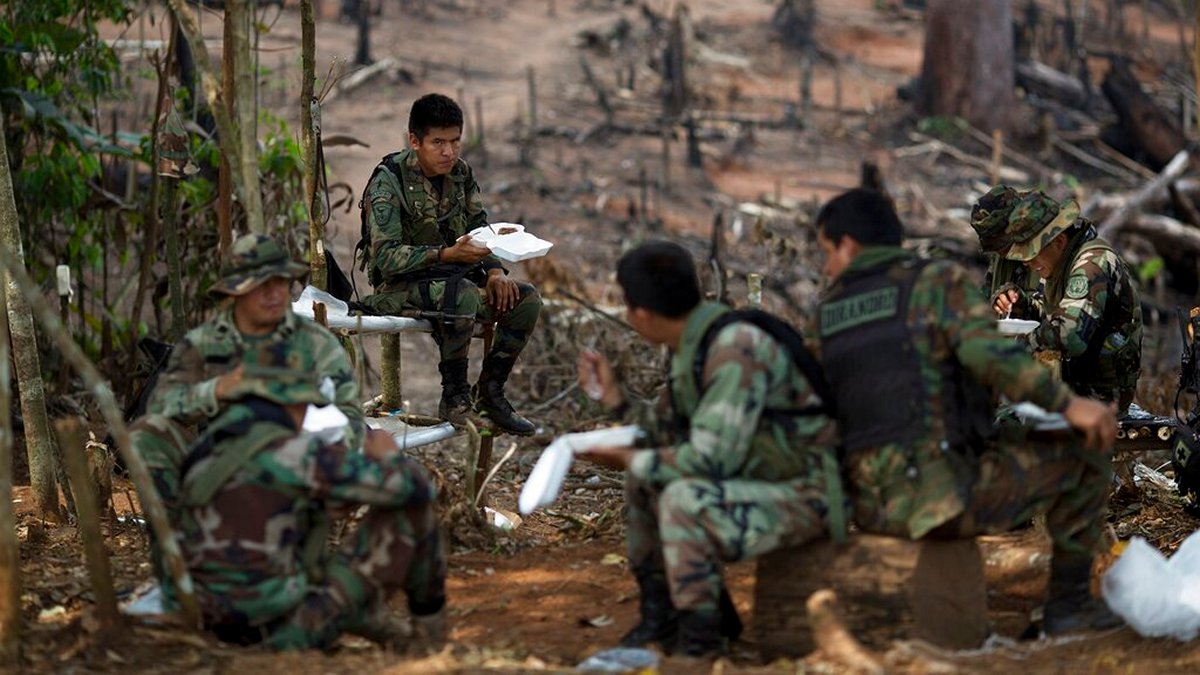 Περού: Επτά αστυνομικοί νεκροί σε ενέδρα μέσα σε περιοχή όπου καλλιεργείται κόκα