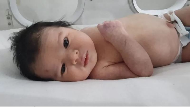 σεισμός στην Τουρκία - βρέφος