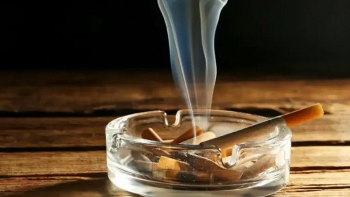 Χαλκίδα: «Καμπάνα» σε γνωστό καφέ-μπαρ της περιοχής λόγω τσιγάρου