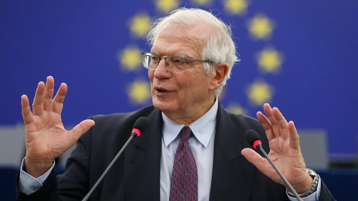 Ζοζέπ Μπορέλ: Αν η Κίνα προμηθεύσει με όπλα ή πυρομαχικά τη Ρωσία, θα ξεπεράσει την κόκκινη γραμμή της ΕΕ