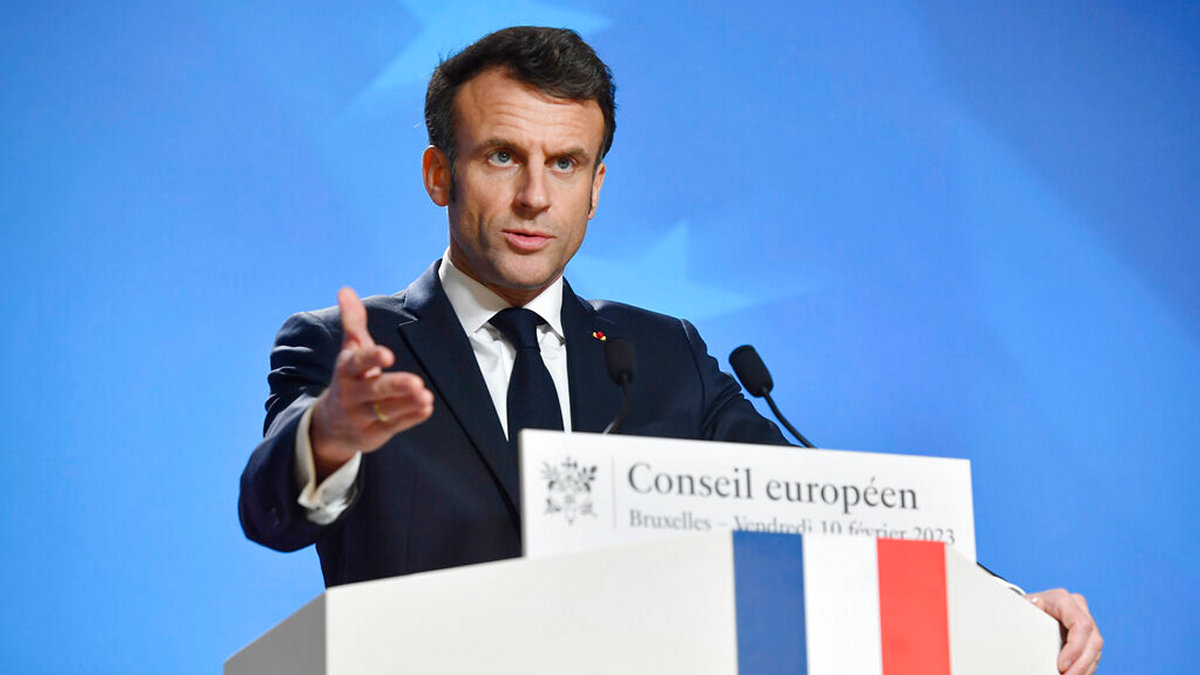 Μακρόν: «Δεν αποκλείει» την παράδοση μαχητικών αεροσκαφών στο Κίεβο, όχι όμως σύντομα