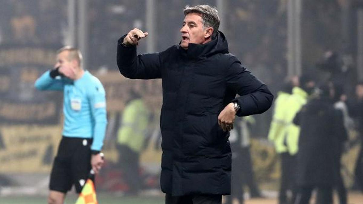 Ολυμπιακός: «Επίθεση» της Θύρας 7 στον Μίτσελ: Ήρθε η ώρα να φύγεις