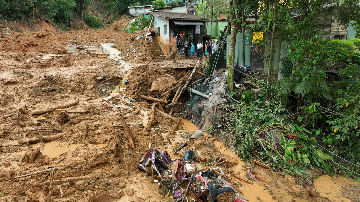 Βραζιλία: Τουλάχιστον 40 νεκροί από τις πλημμύρες – Στις πληγείσες περιοχές ο πρόεδρος Λούλα