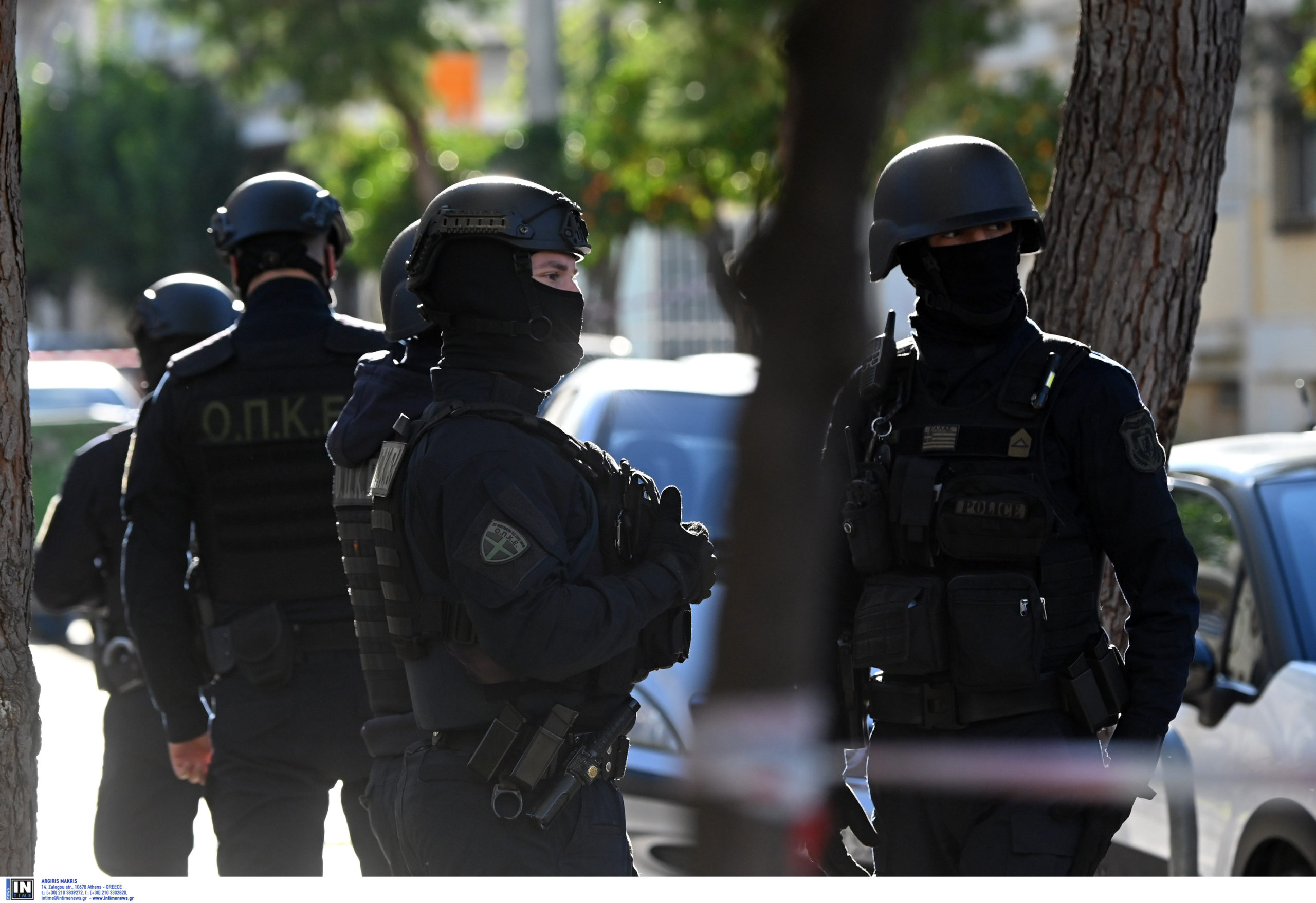 ΕΛ.ΑΣ.:  Συλλήψεις για απόπειρα κλοπής σε παλαιοπωλείο – Τραυματίσθηκε αστυνομικός