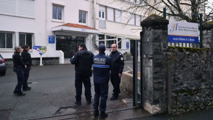 Γαλλία Μαχαίρωμα σχολείο