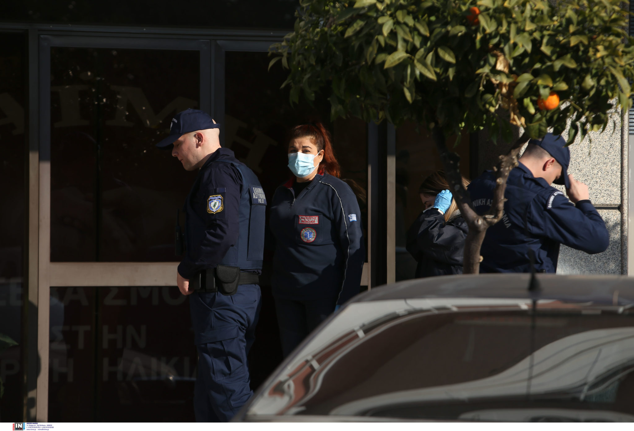 Μεταφορά ηλικιωμένης από το γηροκομείο στον Κορυδαλλό