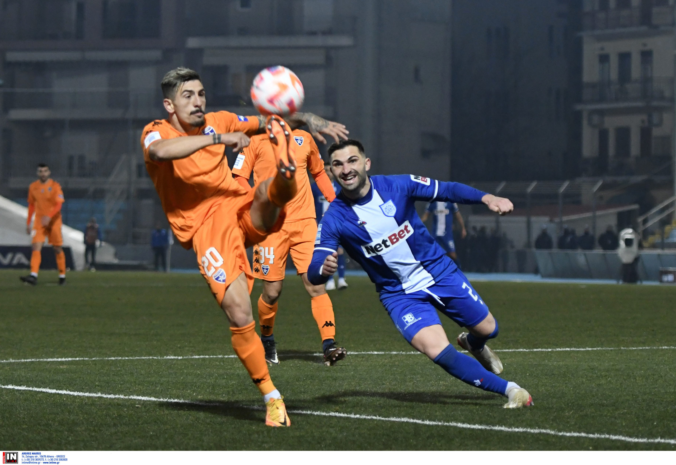 Super League: «Όρθιος» με 10 παίκτες ο Ιωνικός στους «Ζωσιμάδες» – 0-0 με τον ΠΑΣ Γιάννινα