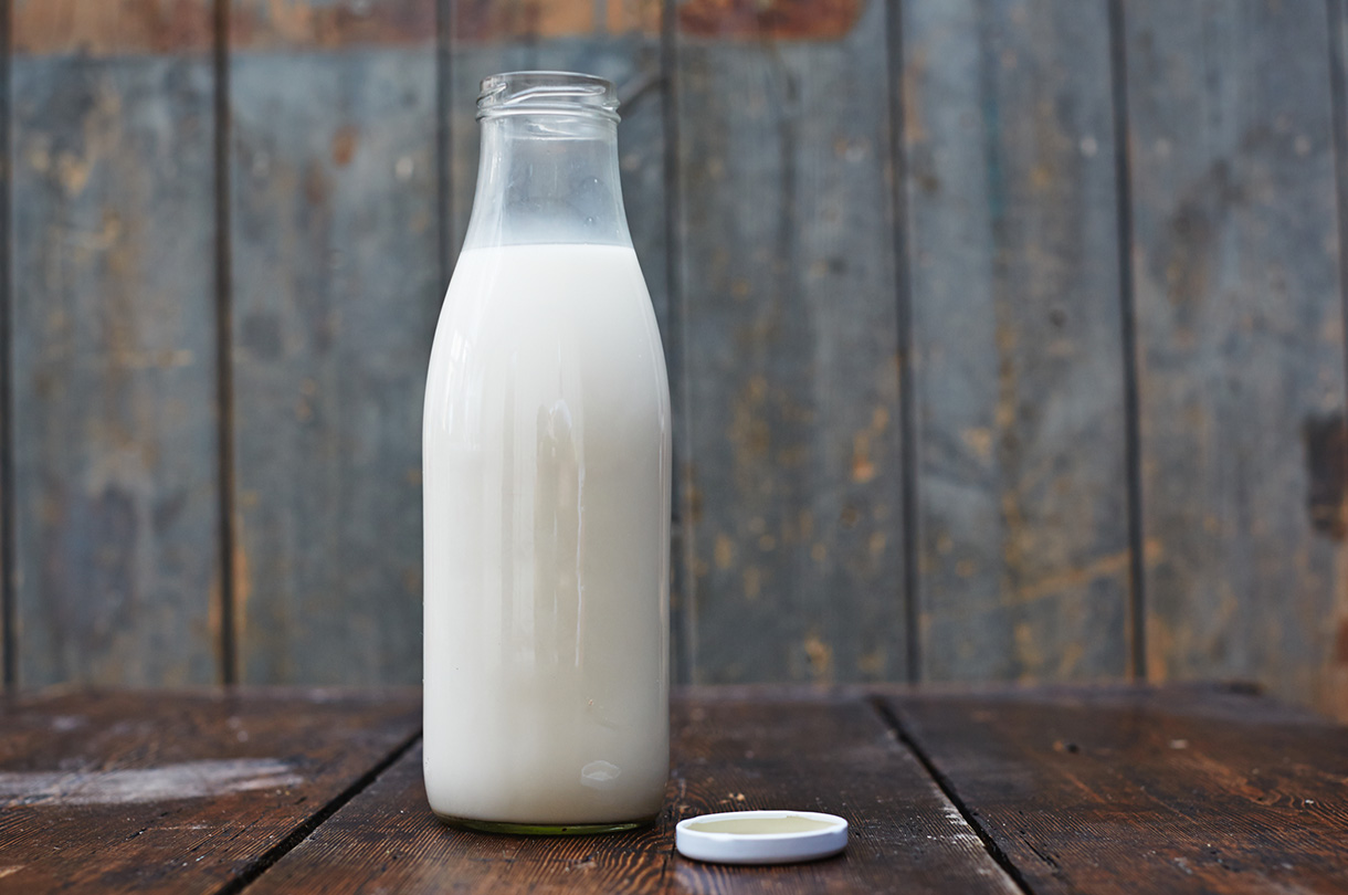 Ληγμένο γάλα: Πώς να το χρησιμοποιήσετε για να μην το πετάξετε