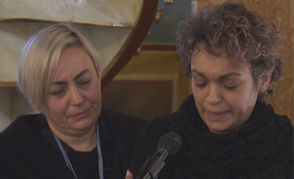 Σπαρακτικός ο επικήδειος από την μητέρα του υποσμηναγού: «Ήσουν ο γιος που θα ήθελε κάθε μάνα – Αθάνατος»