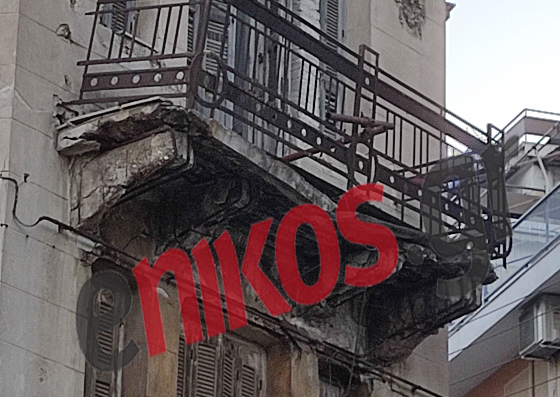 Μπαλκόνι στον Πειραιά