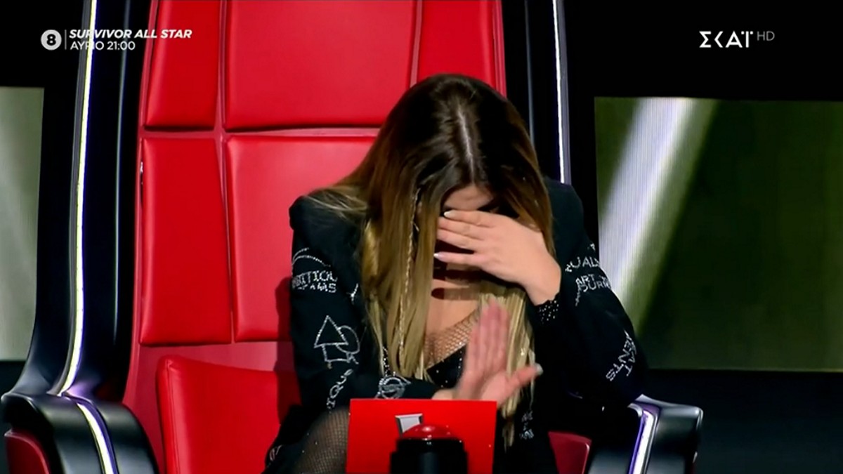 The Voice: Ξέσπασε σε κλάματα η Έλενα Παπαρίζου – «Είναι πάρα πολύ συγκινητικό»
