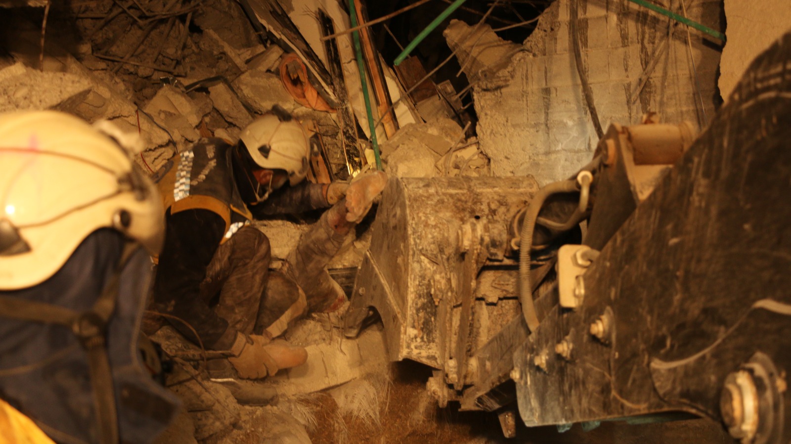 Τουρκία: Εκδόθηκαν 113 εντάλματα σύλληψης για τις καταρρεύσεις κτιρίων – Περισσότεροι από 33.000 νεκροί