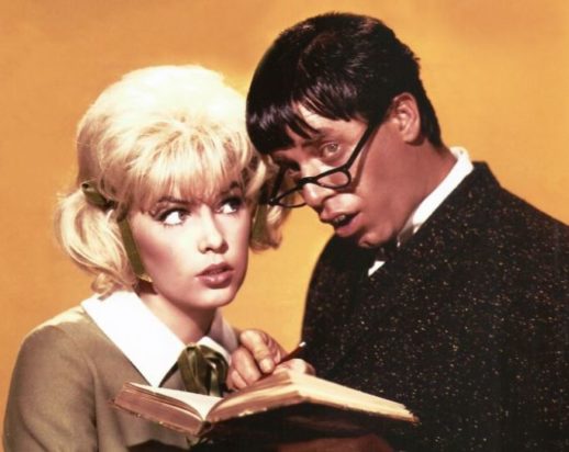 Στέλλα Στίβενς