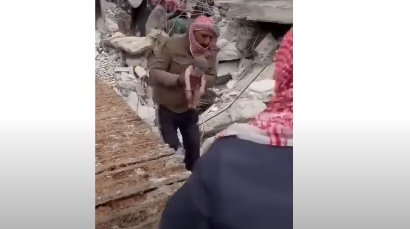 Συρία-σεισμός-βρέφος