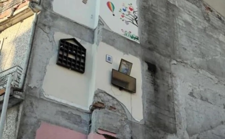 Τουρκία Σεισμός Πολυκατοικία