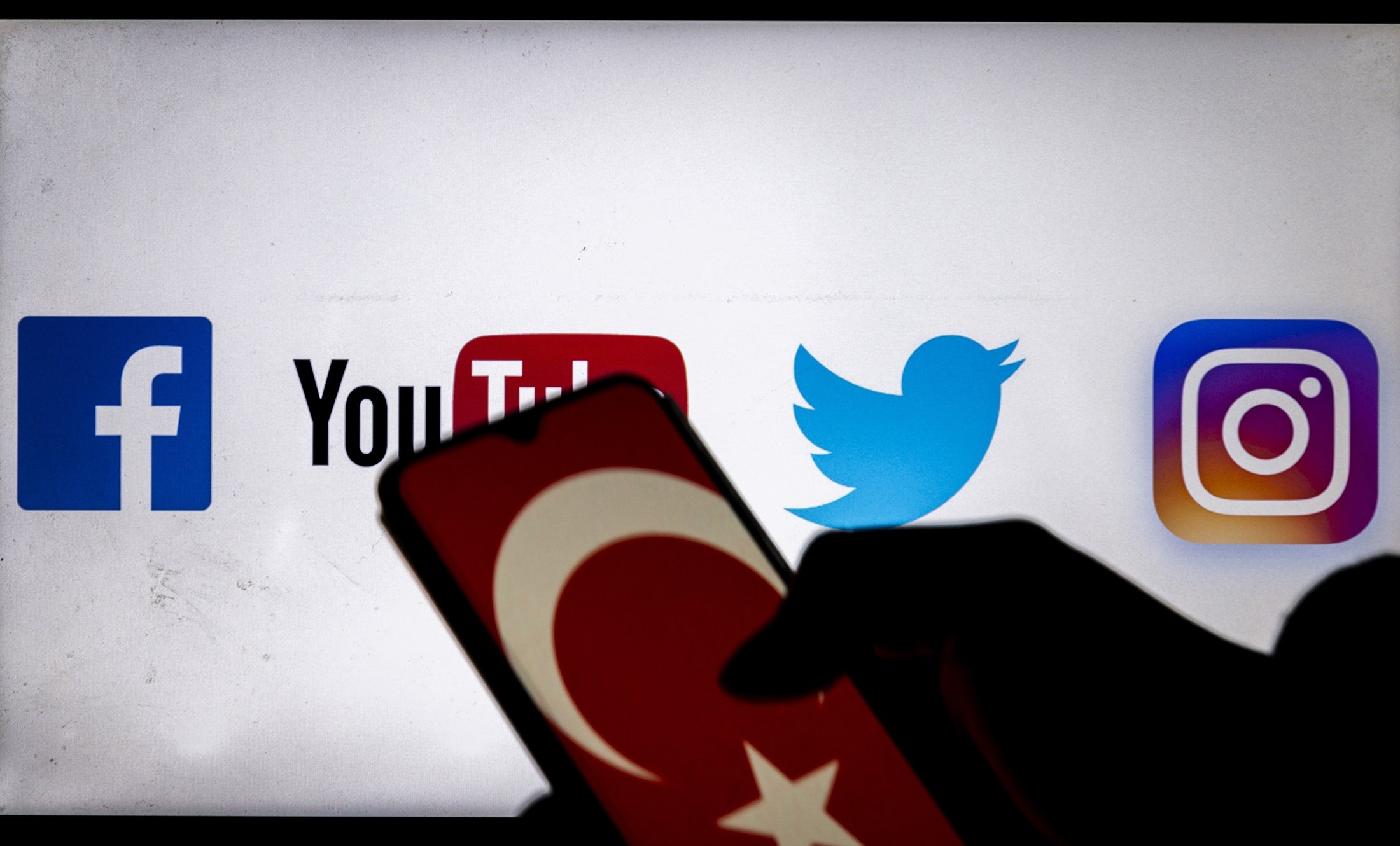 Τουρκία: Δεκάδες συλλήψεις για αναρτήσεις σχετικά με τους σεισμούς