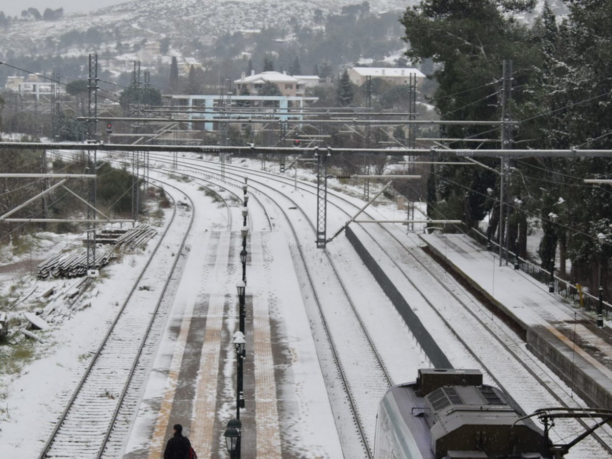 χιόνια τρένο κακοκαιρία