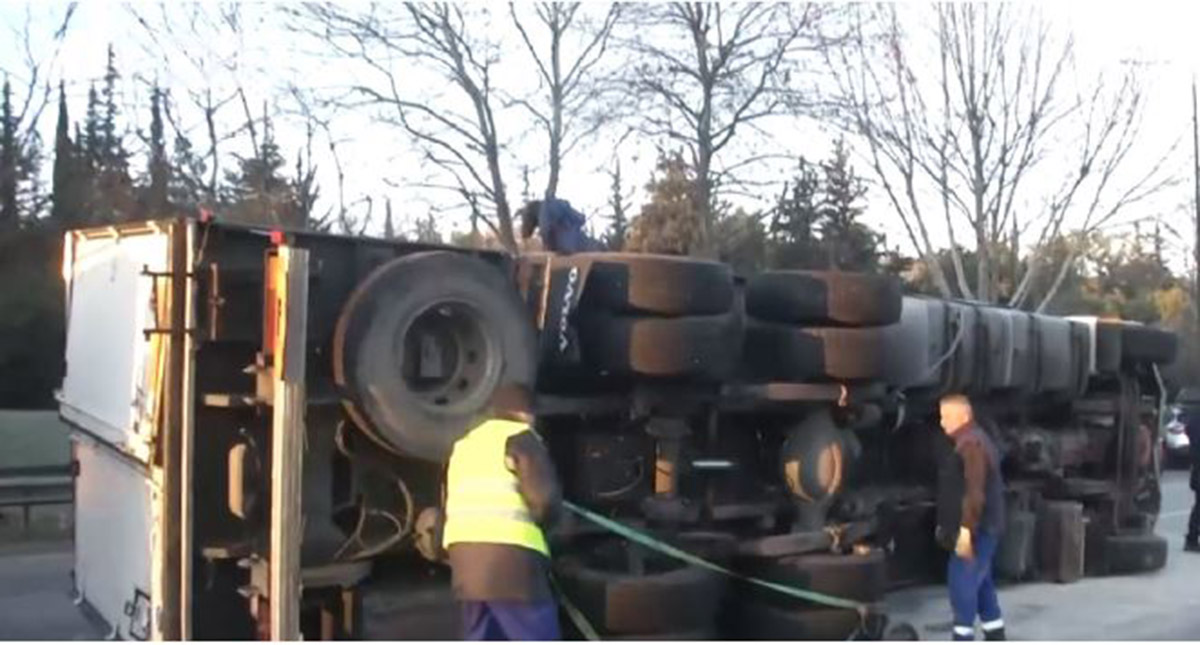 Τροχαίο στη Λεωφόρο Αθηνών