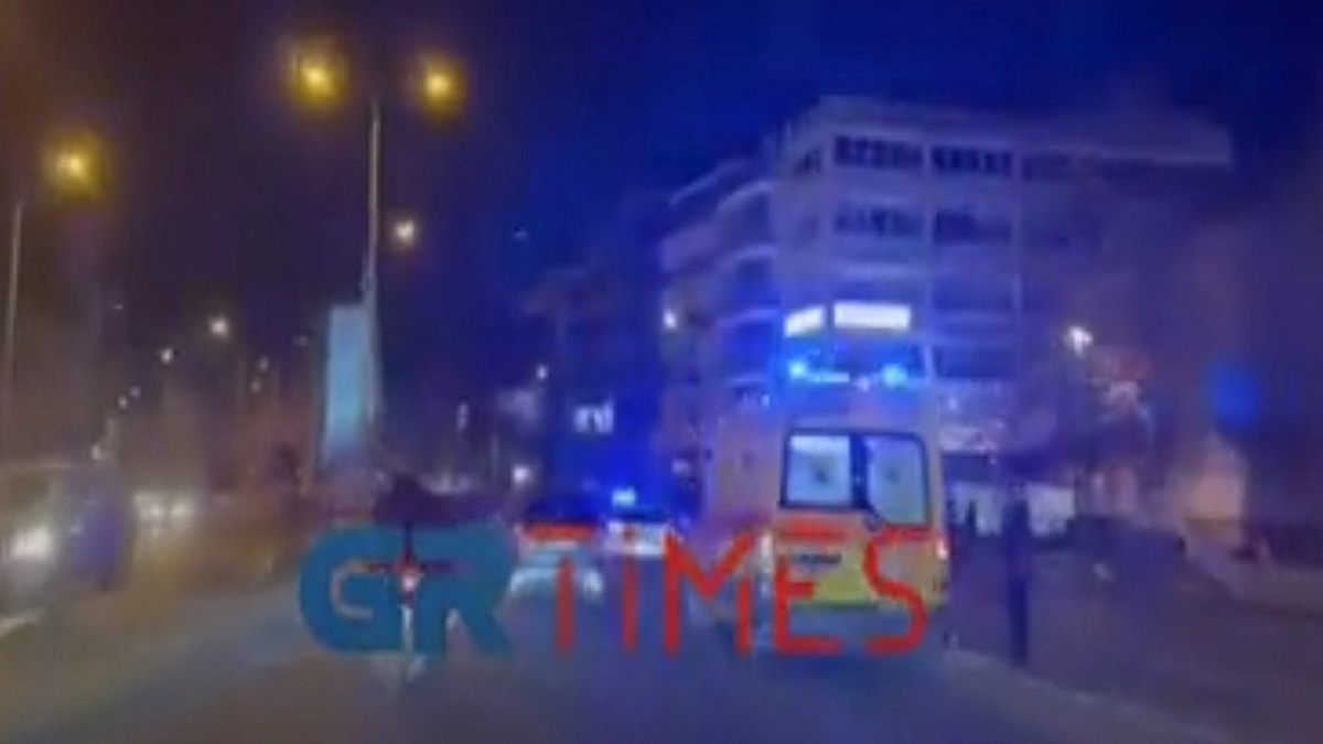 Θεσσαλονίκη: Τροχαίο ατύχημα με μηχανή – Μεταφέρθηκε στο «Παπαγεωργίου»