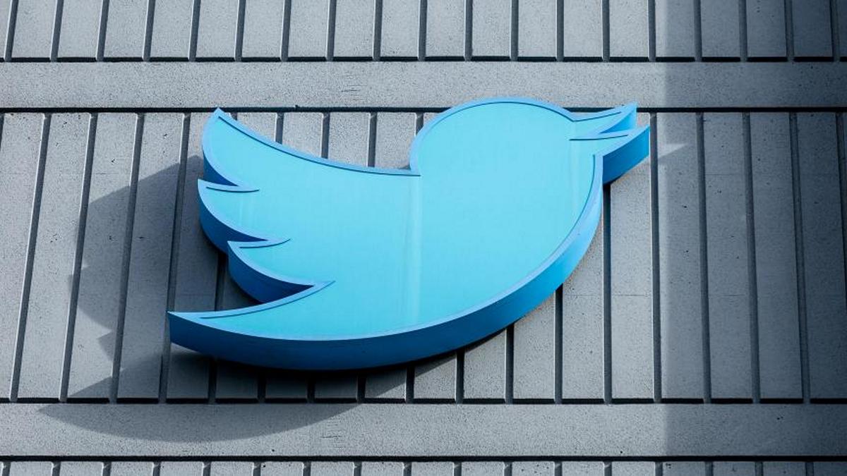 Ο Έλον Μασκ απολύει το 10% των εργαζομένων στο Twitter