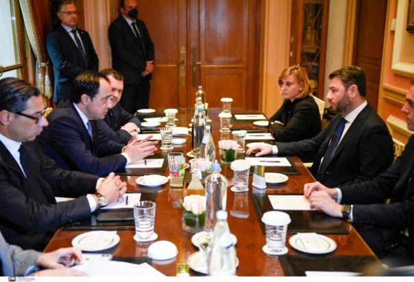 Ανδρουλάκης με Χριστοδουλίδη