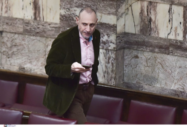 Κλέων Γρηγοριάδης: Πώς έγινε το ατύχημα στη Βουλή