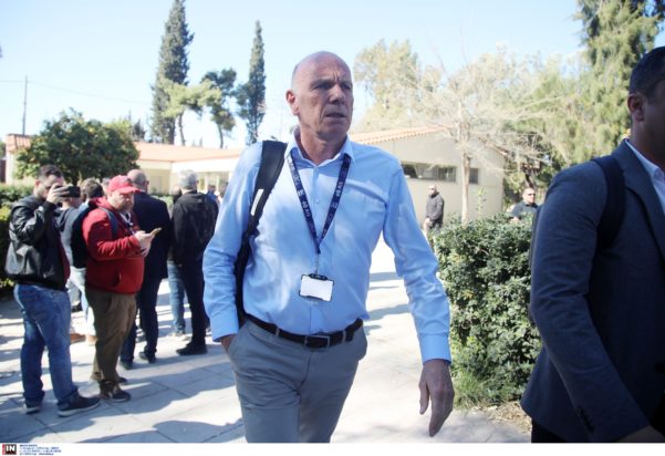 Ο αρχιδιαιτητής Στιβ Μπένετ