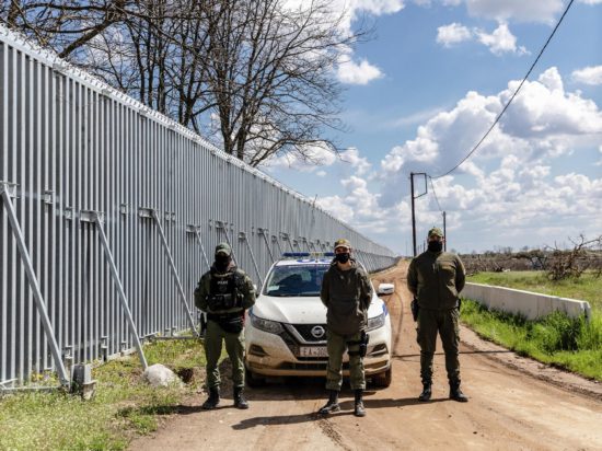 Επέκταση του φράχτη στον Έβρο