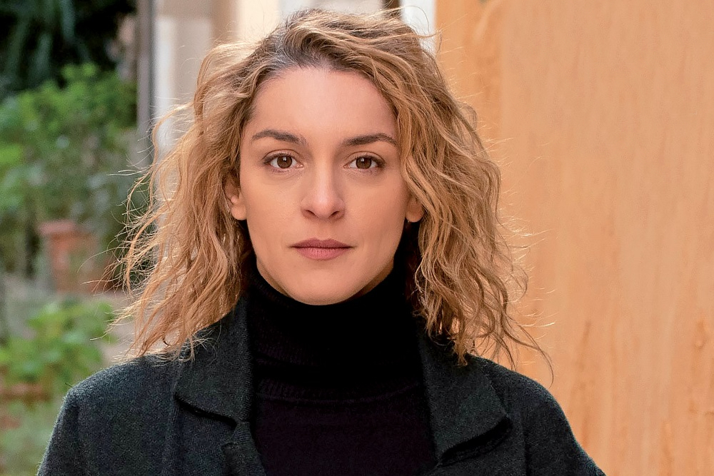 Γιούλικα Σκαφιδά: Η τολμηρή αλλαγή στην εμφάνισή της – Σχεδόν αγνώριστη η ηθοποιός