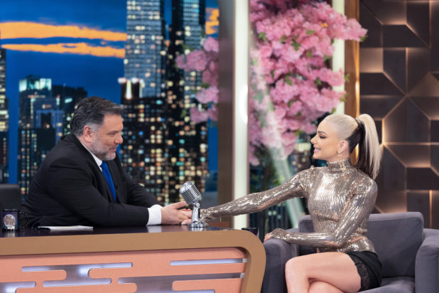 Ζοζεφίν THE 2NIGHT SHOW