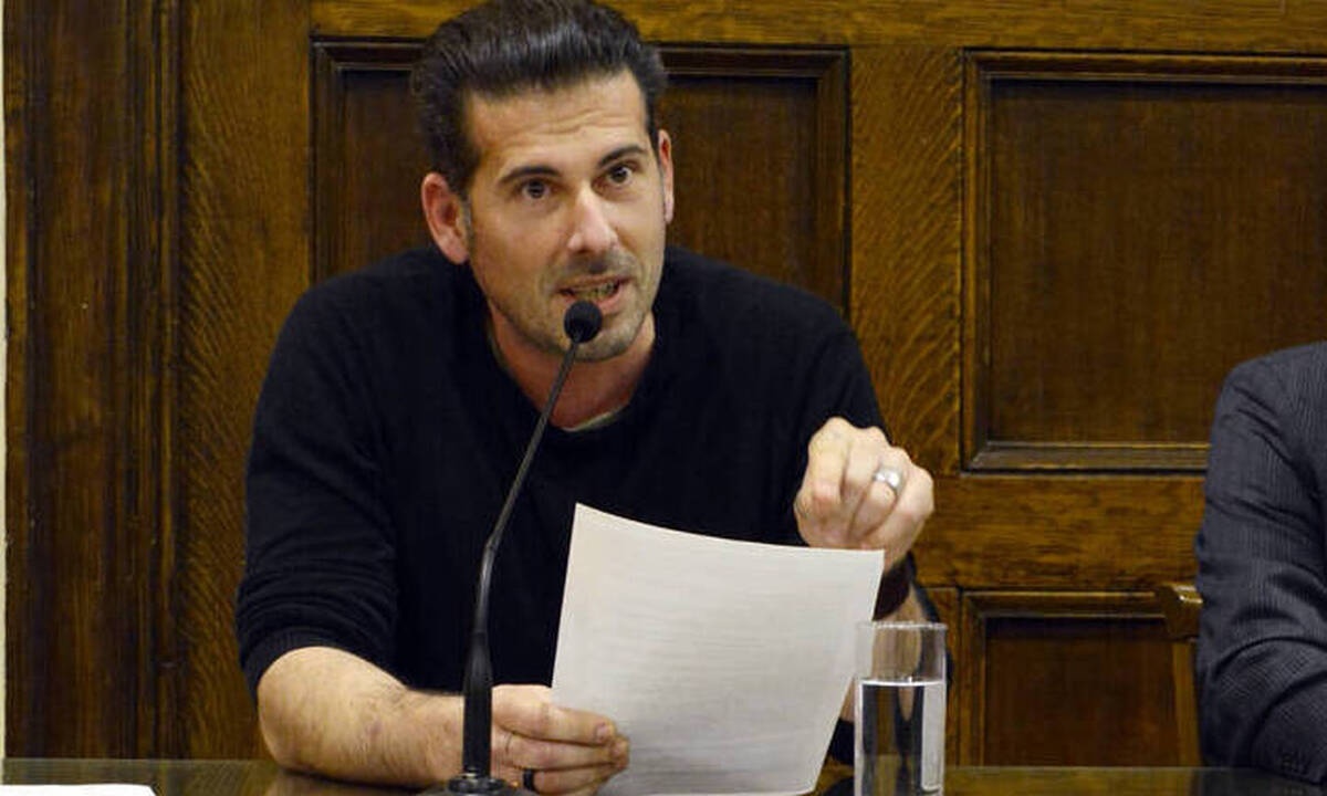 Θέατρο Τέχνης: Εβδομάδα αφιερωμένη στην έμφυλη βία με αφορμή την Ημέρα της Γυναίκας – Τι είπε ο Καραναστάσης στον Realfm