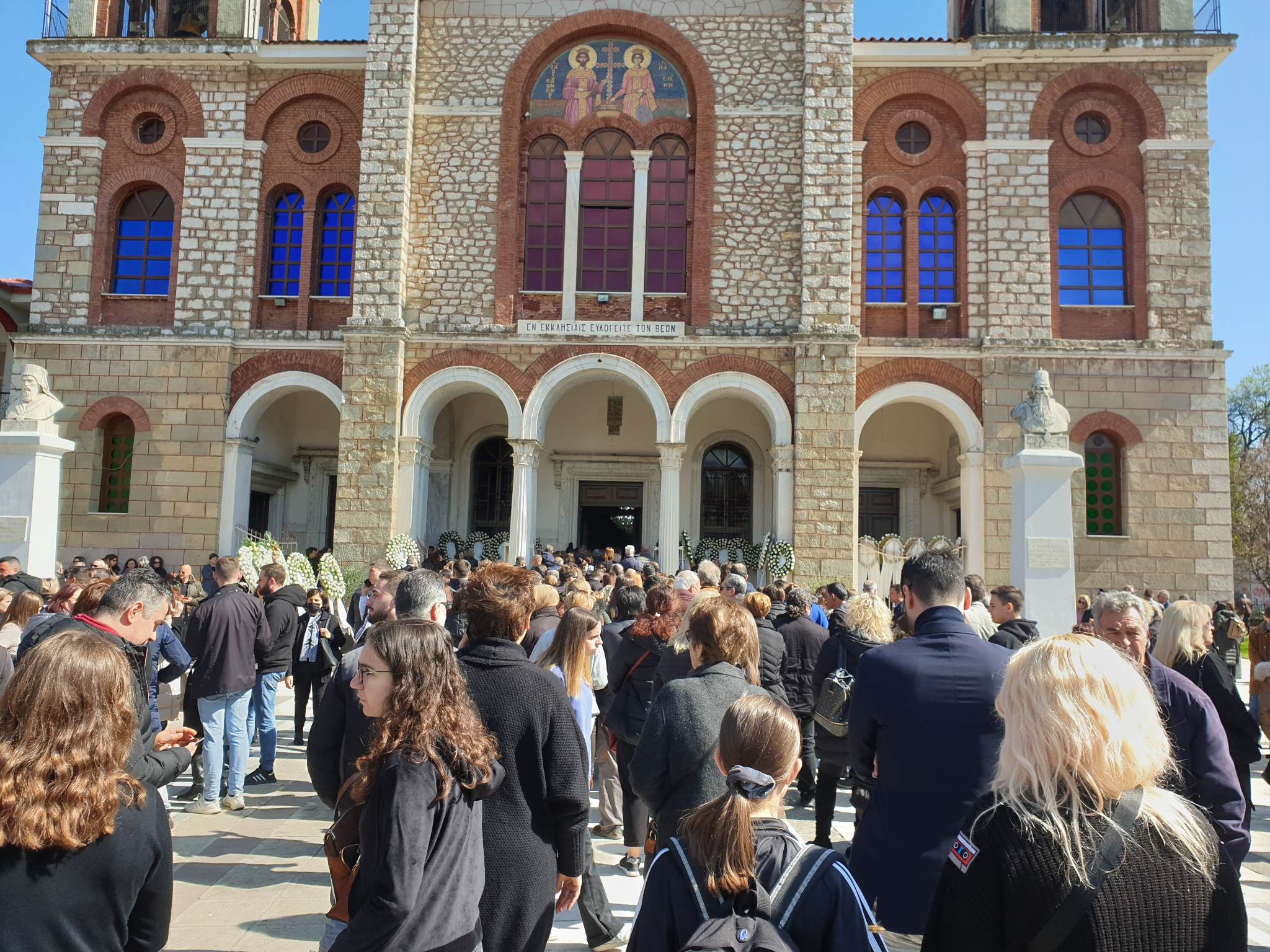 Καρδίτσα: Σπαραγμός στο τελευταίο «αντίο» στον 20χρονο φοιτητή – «Μαμά θα αργήσω κοιμήσου»