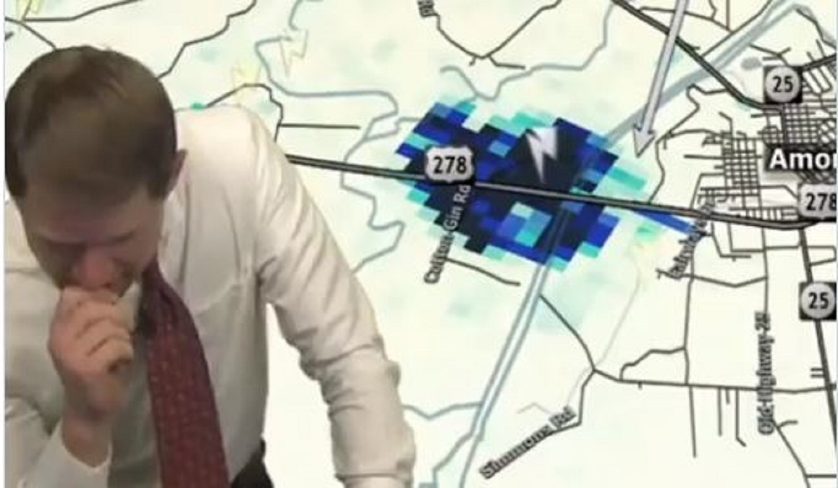 ΗΠΑ: «Χριστέ μου βοήθησέ τους» – Μετεωρολόγος «λυγίζει» με την πρόβλεψη για το πέρασμα του ανεμοστρόβιλου