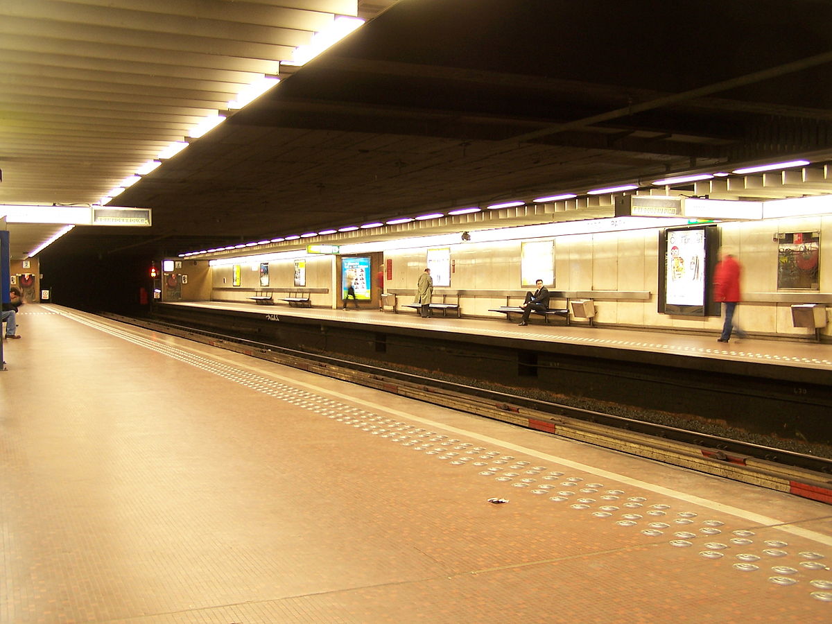 Le Soir: Συναγερμός στις Βρυξέλλες – Απειλητικά μηνύματα για επίθεση σήμερα στο μετρό