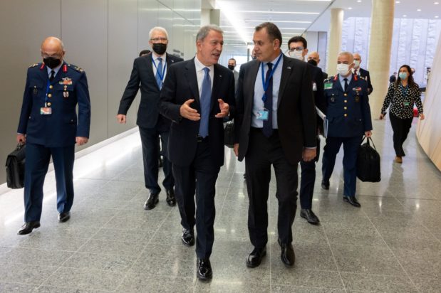 Νίκος Παναγιωτόπουλος Χουλουσί Ακάρ