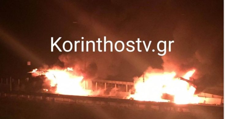 Νταλίκα πήρε φωτιά