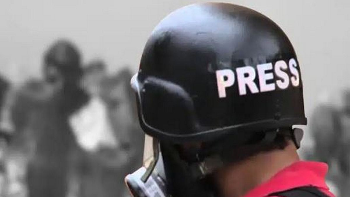 Ισημερινός: Τουλάχιστον 5 δημοσιογράφοι έλαβαν επιστολές με εκρηκτικούς μηχανισμούς – Ένας τραυματίας